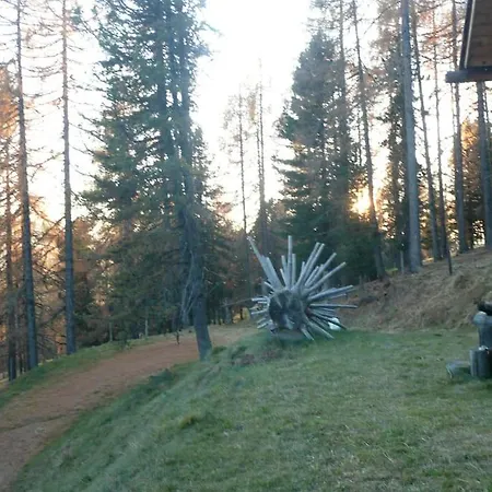 Traum-blockhaus Mit Panoramablick Hochrindl