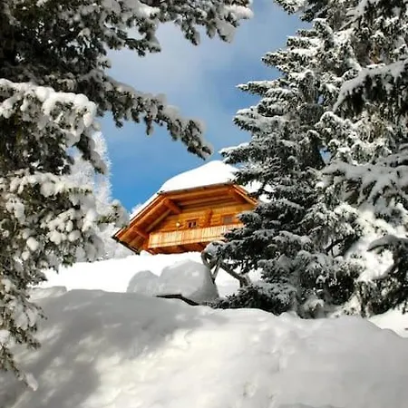 Dom wakacyjny Traum-blockhaus Mit Panoramablick Hochrindl